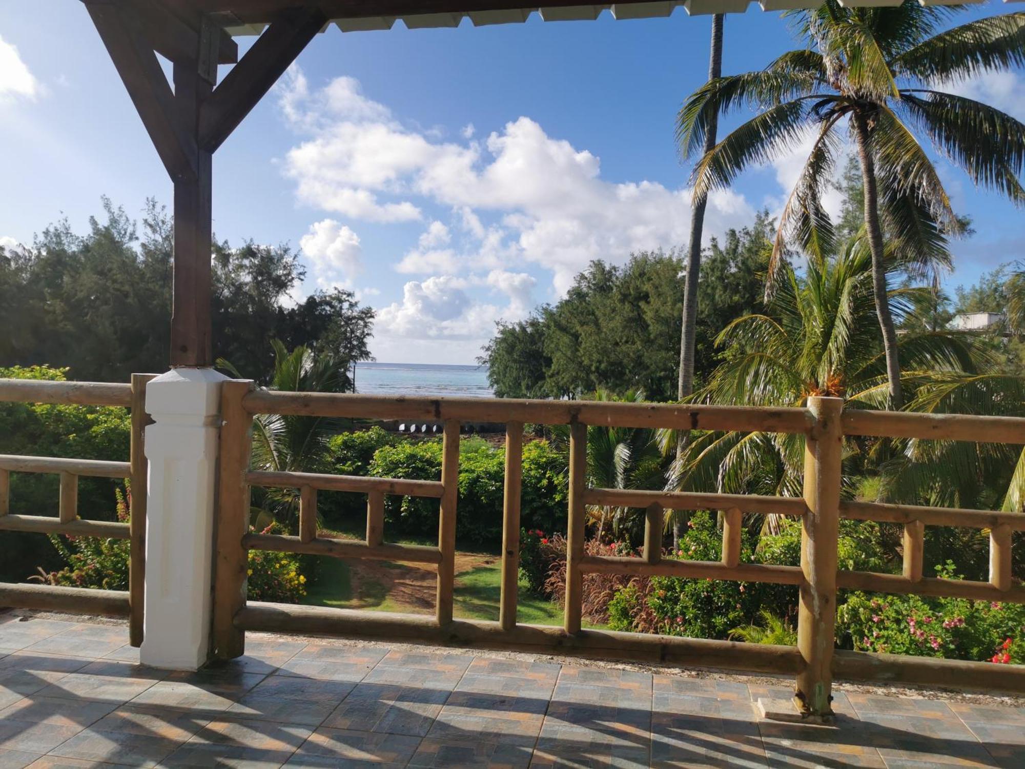 Poisson D'Or Guest House Port Mathurin Exterior photo